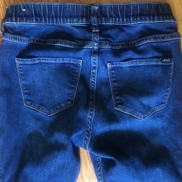 Jeans - Picture 4 of 4